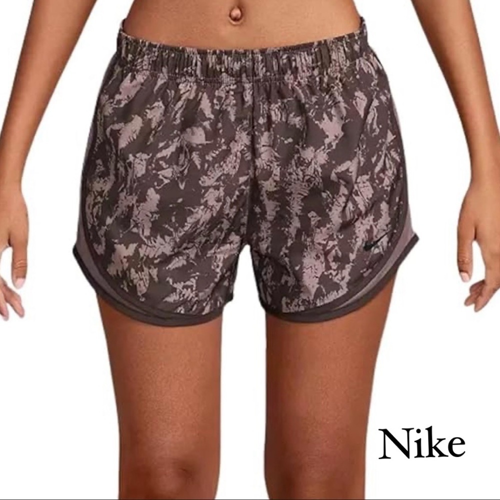Nike Women's Athletic Shorts - Brown